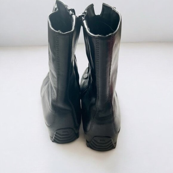 Ecco Black Ankle Boots with Square Toe and Side Zipper Sz 38 - Picture 5 of 10